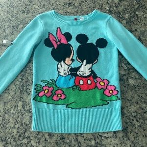 SUPER CUTE DISNEY SWEATER